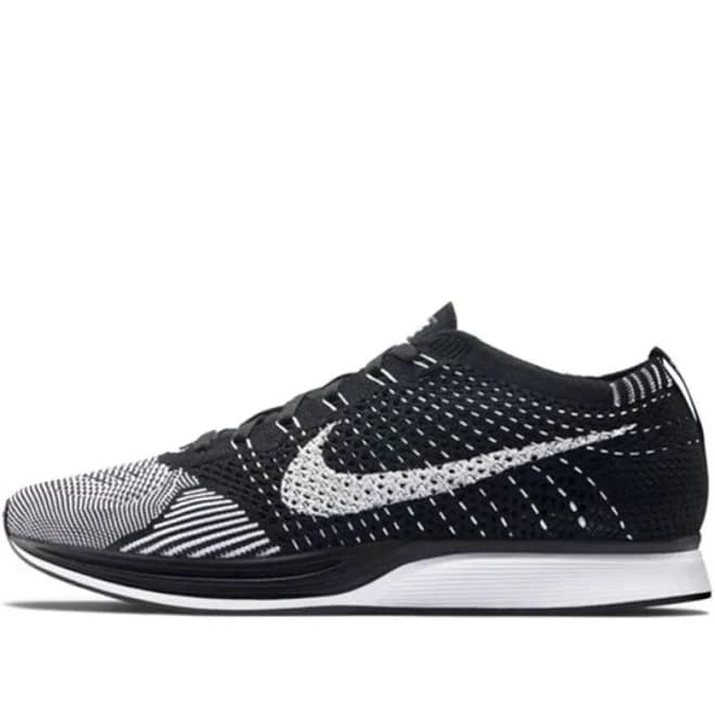 Nike Flyknit Racer