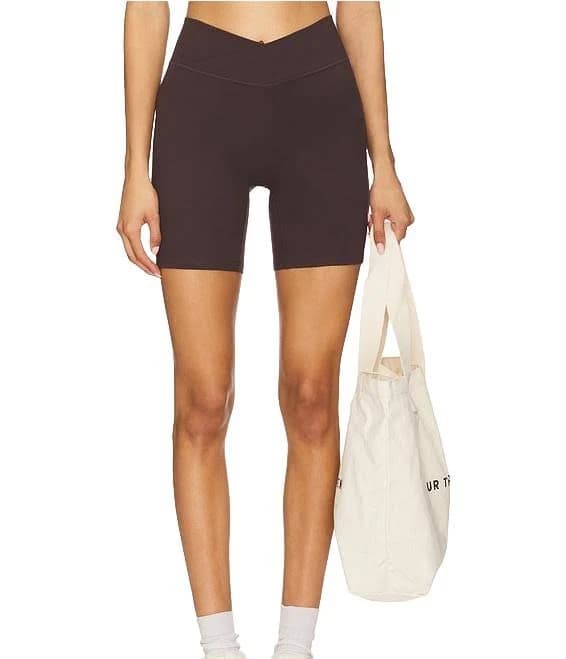 437 The V Short