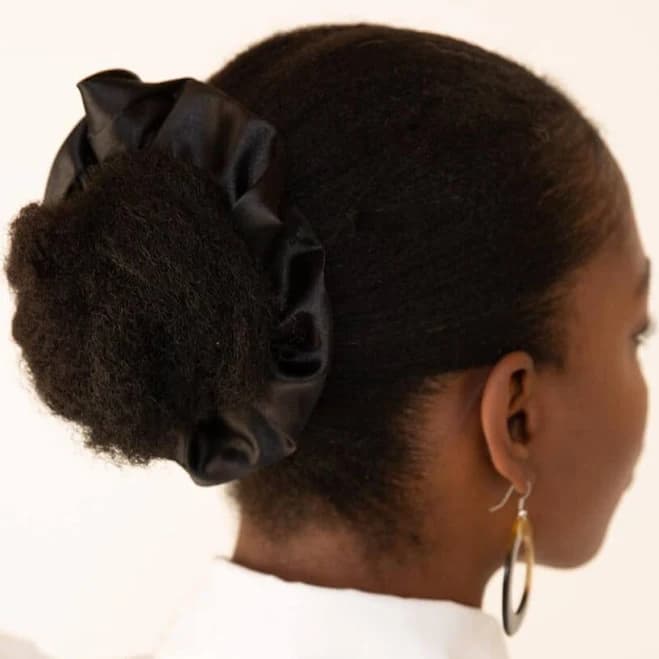 fanm djanm Noir Satin Scrunchie