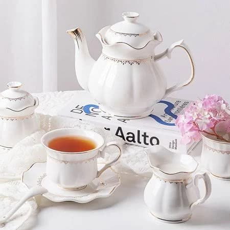 Astoria 21-Piece Porcelain Tea Set