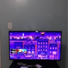 TCL 40” Inch Smart TV With Roku for Sale in Highland, CA - OfferUp
