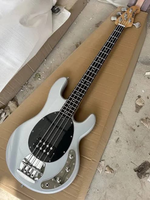 Metal Silver 4 Strings Electric Bass Guitar Rosewood Fretboard Black