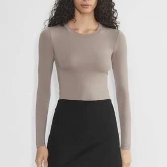 Aritzia Women's Willow Hip Longsleeve Blouse