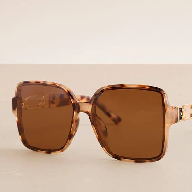 BKE Women's Oversized Square Sunglasses with Buckle