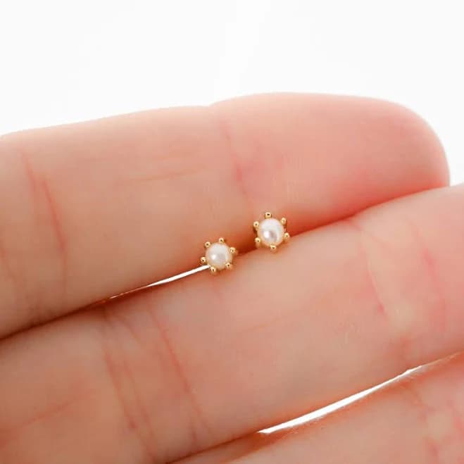 Dainty Pearl Stud Earrings