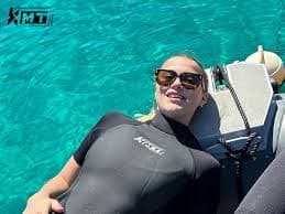 Amazon.com: KMT Traje de neopreno para mujer, traje corto de manga larga de 2 mm con cremallera frontal para surf, ropa de surf, buceo, natación, buceo, de una pieza, talla 10 :