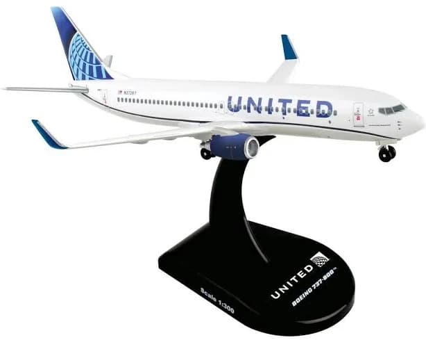 Daron United 737-800 Die-Cast Model