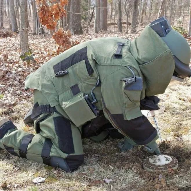 EOD Advanced Bomb Suits