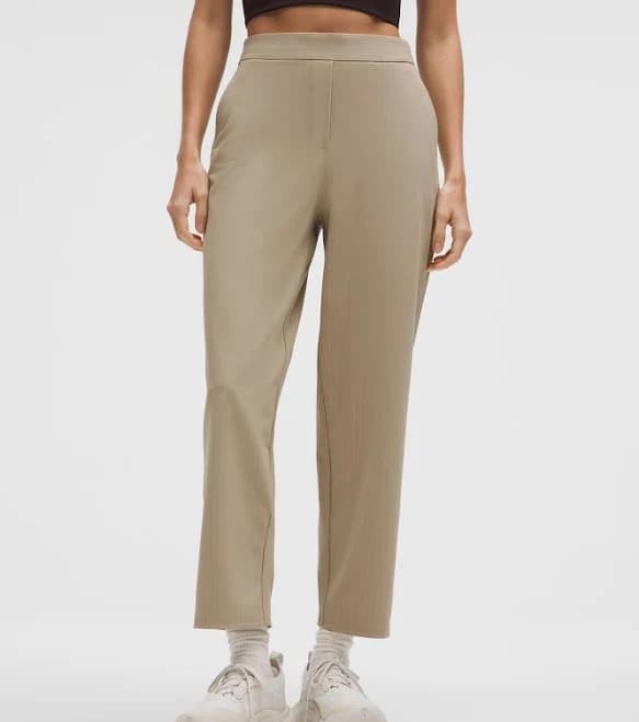 lululemon Daydrift High-Rise Tapered Trouser Short - Size L - Sheer Oak/Light Ivory