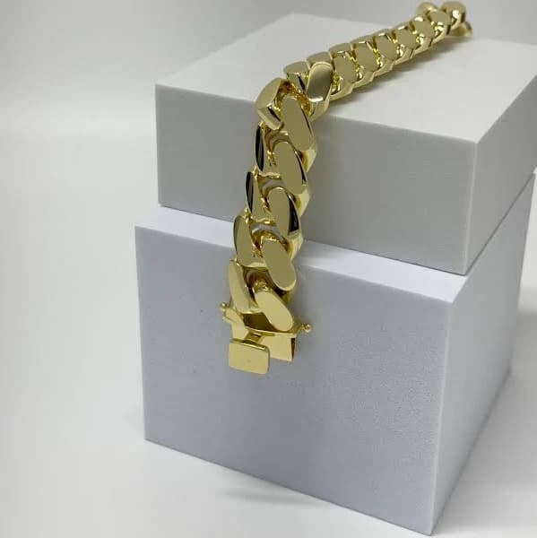 Man Cuban Link Bracelet 14K Gold Plated
