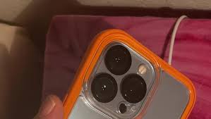 Amazon.com: OtterBox Clear case with colorful grip edge for iPhone 13 Pro (ONLY) - ENDEAVOR (Clear/Orange) : Cell Phones & Accessories