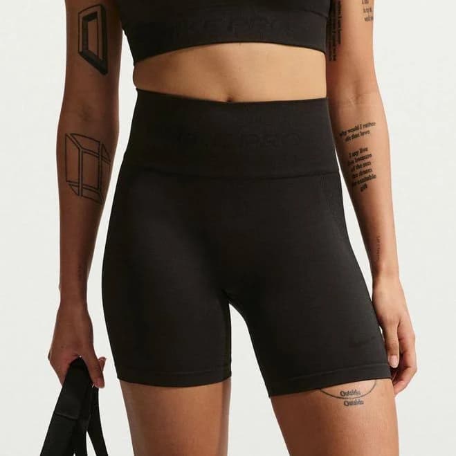 Nike Women's Pro Seamless Dri-FIT High-Waisted 5" Biker Shorts