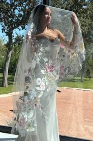 Wildflower Hand-painted Cathedral Veil - Colorful Spring Summer Fairy Wedding Dress Topper - Etsy