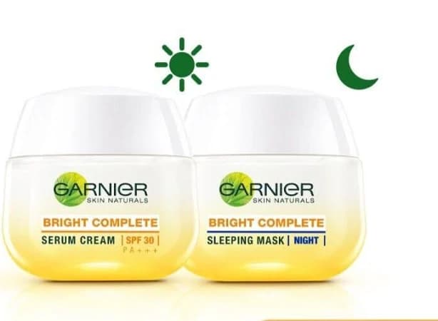 Garnier Light Complete Set Serum Cream Spf30 / Night Cream 50 Ml.