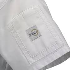 Amazon.com: Mercer Culinary M61032WHM Genesis Women's Short Sleeve Chef Jacket with Traditional Buttons, Medium, White : Clothing, Shoes & Jewelry