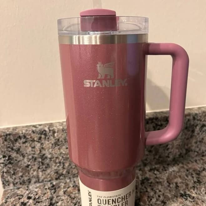 Stanley H2.0 Flowstate Quencher Tumbler