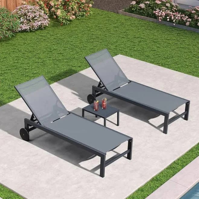 Purple Leaf Outdoor Chaise Lounge with Wheels for Patio, Beach, Yard, Pool, Side Table