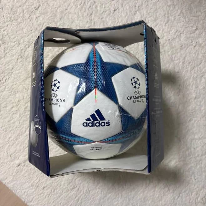 Rare! adidas UEFA Champions League official match ball, size 5