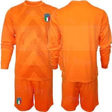 Mens Long Sleeve Goalkeeper Soccer Jersey Set Italian National Team Inspired Football Shirt And Shorts From Vip_sport, $14.61 | DHgate.Com