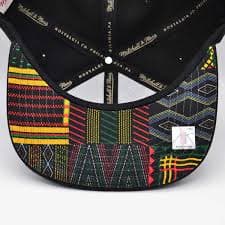 Mitchell And Ness Chicago Bulls BHM Script Black Metallic Gold Patch Snapback | eBay