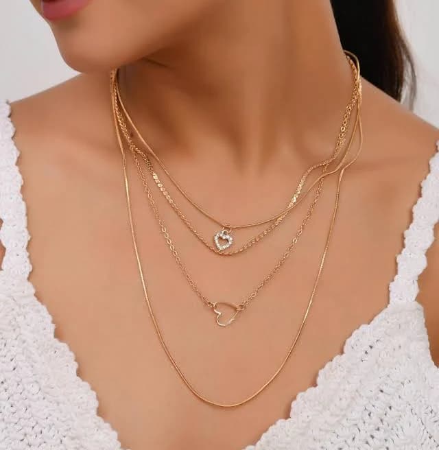Dainty Layered Heart Necklace Set