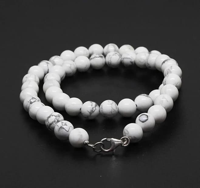 White Howlite Beaded Necklace