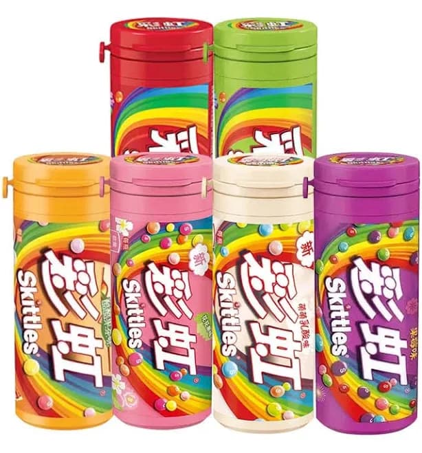 Skittles Candy 1.06oz(30g)*5 Cans Fruit flavored candy, you can taste the fruit flavor in one bite
