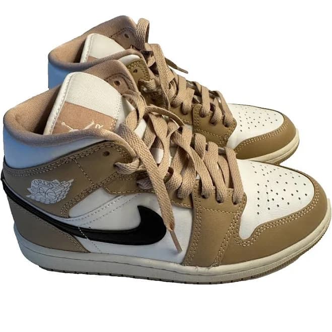Women's Air Jordan 1 Mid