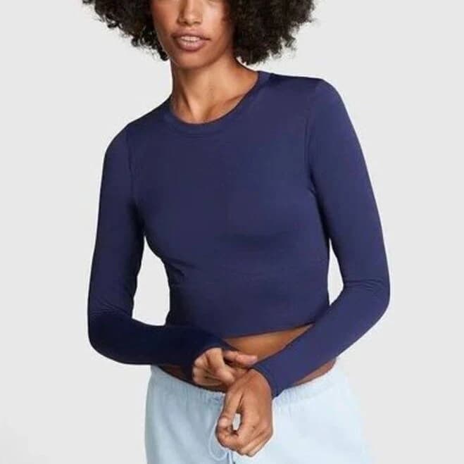 PINK Women's Seamless Long-Sleeve Crop Top