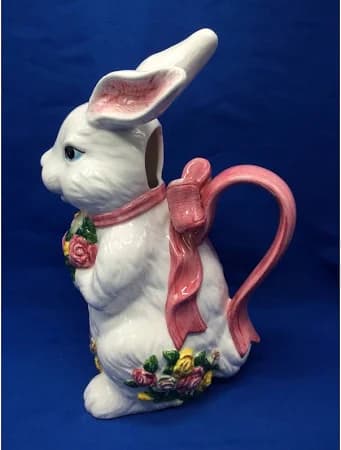New Debco International Dining | Vintage New Debco Intl Ceramic Spring Rabbit Pitcher | Color: Pink/White | Size: Os | Sunnypalmsre's Closet