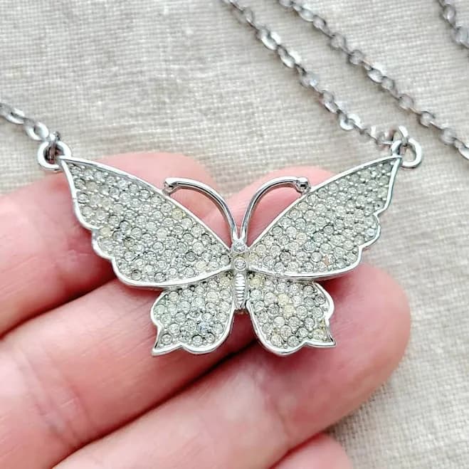 Vintage Silvertone Butterfly Rhinestone Pendant Necklace