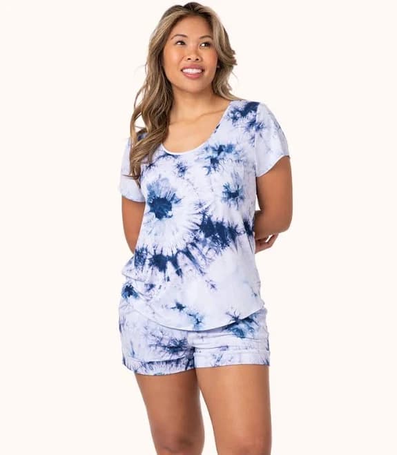 LIVELY All-Day Tie Dye Tee
