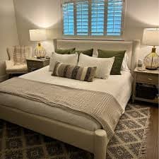 AllModern Dart Upholstered Platform Bed & Reviews | AllModern