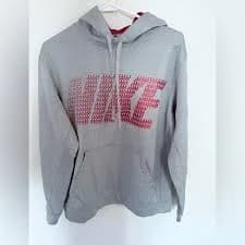 Nike Therma-Fit Sweatshirt in White and Red