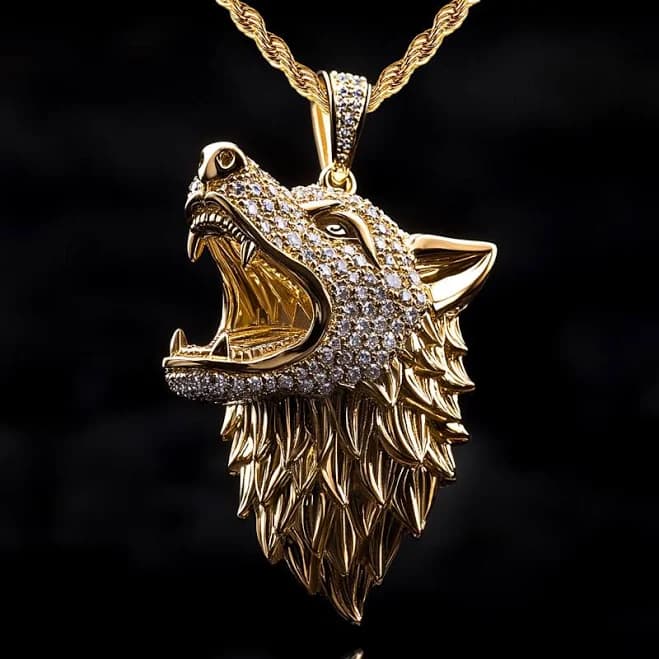 Helloice Iced Roaring Wolf Head Pendant