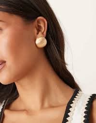 ASOS DESIGN stud earrings with clean round design in brushed gold tone | ASOS