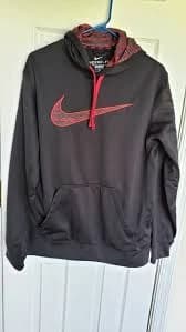 Nike Therma-Fit Hoodie Pullover Black Red Swoosh Logo Front Pocket Mens Medium