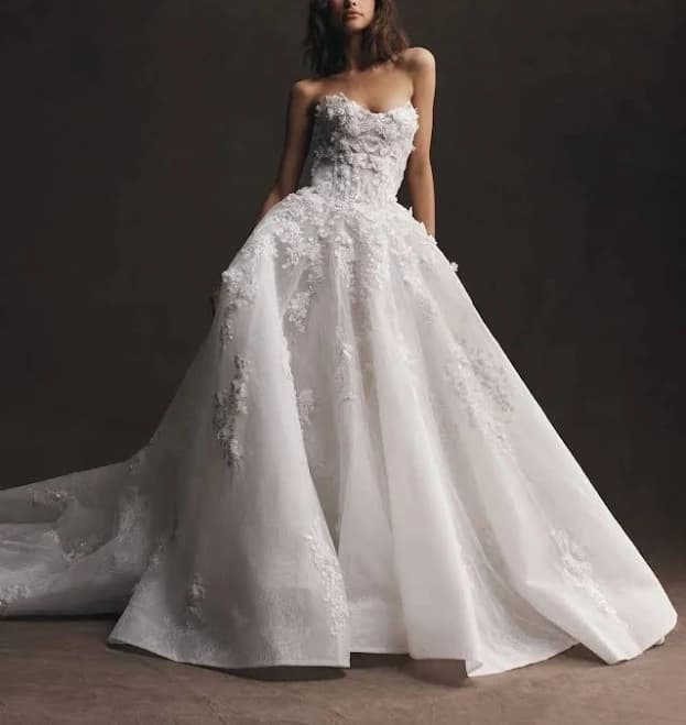 3D Floral Embroidery Strapless Wedding Dress