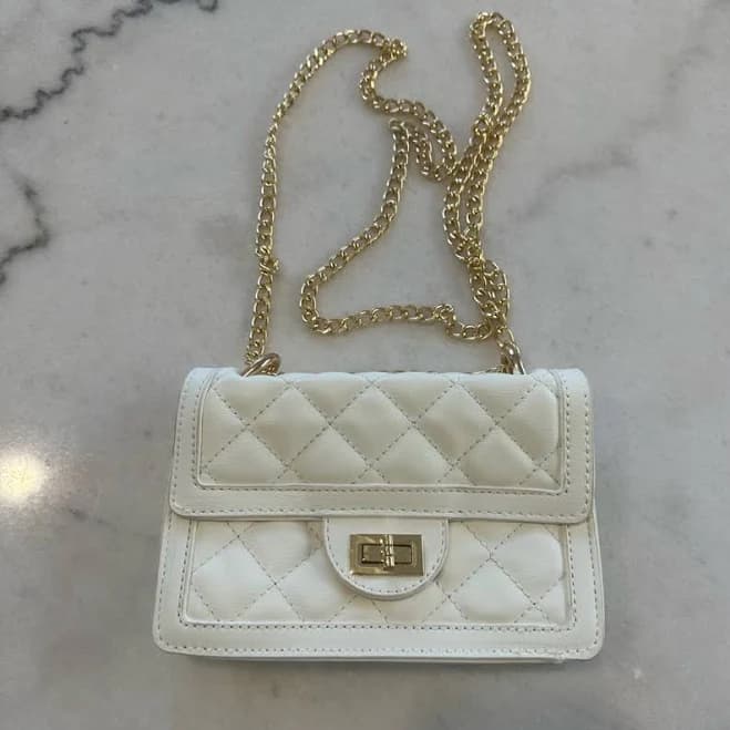 Leather Shoulder Bag with Gold Chain