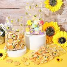 Amazon.com: Cholemy 50 Pcs Clear Bee Party Favor Bags with Die Cut Handles Bee Baby Shower Party Goodie Bag for Honeybee Themed Decoration Spring Birthday Supplies Honey Business, 9.8 x 6.3 inch :
