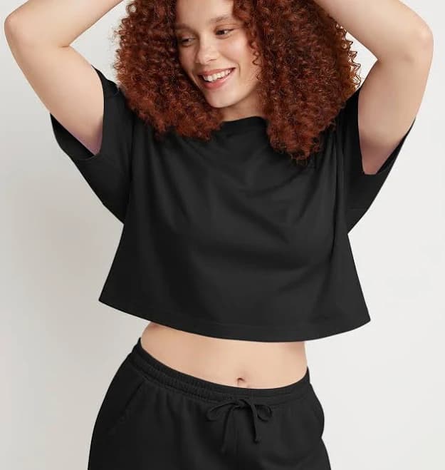 Hanes Women's Cropped Ringspun Cotton T-Shirt