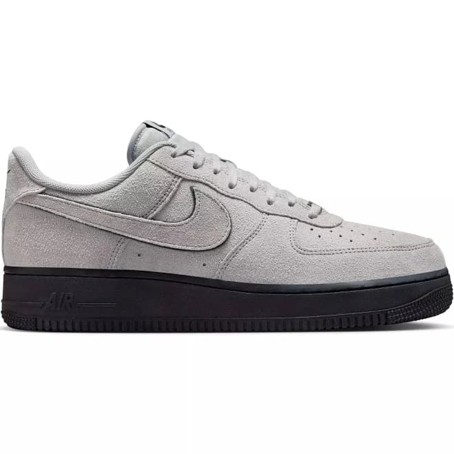 Men's Nike Air Force 1 '07 LV8