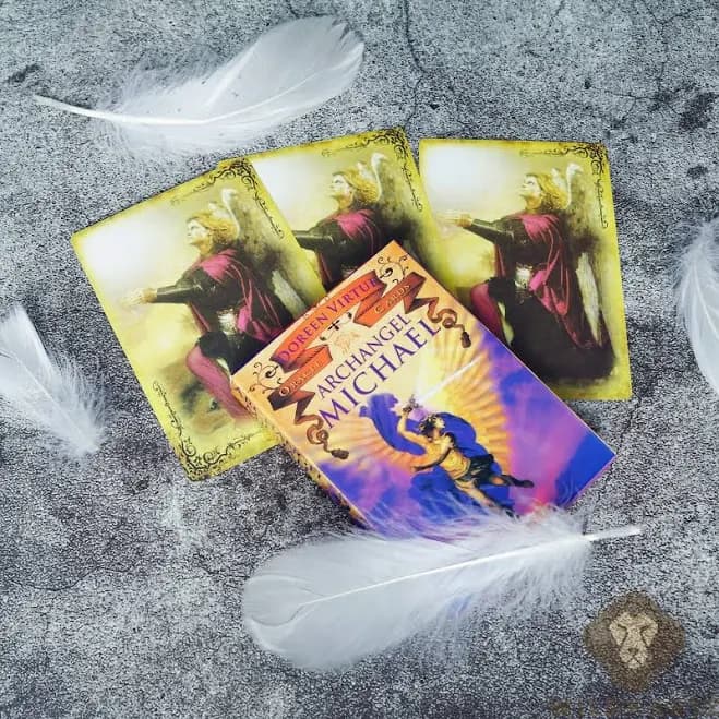 Archangel Michael Oracle Deck: 44 Oracle Cards by Doreen Virtue