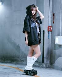 ACRO TOKYO][TRAVAS TOKYO] Short-Sleeved Zip-Up Hoodie with Bear Ears