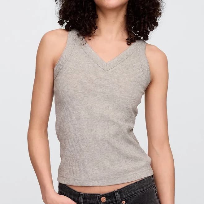 Gap Women's Ribbed V-Neck Tank Top