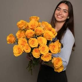 Rosaholics Fresh Yellow Roses Flower Delivery