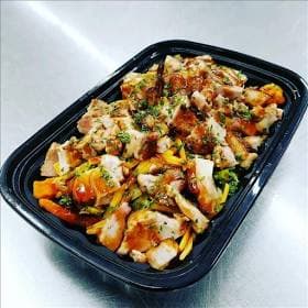 BBQ Chicken Chopped Broccoli Cheddar SPF Bowl