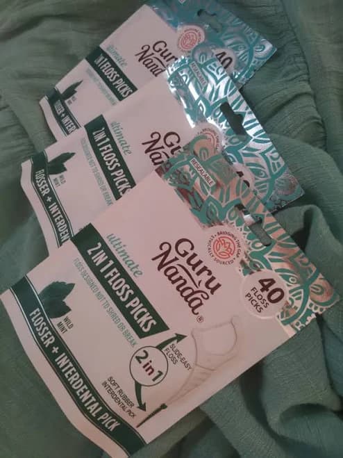 New 3 pack GURU NANDA Ultimate 2 in 1 Floss Picks WILD MINT 40 ct