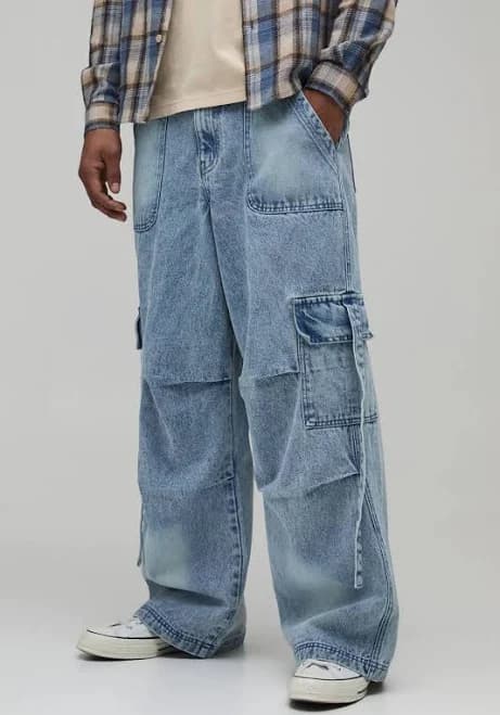boohooMAN Men's Washed Cargo Baggy Fit Jeans