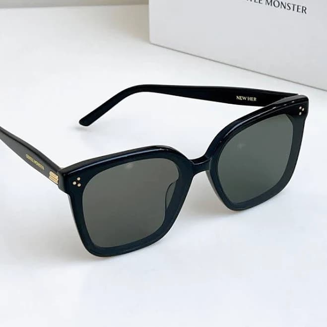 Gentle Monster Her 01 sunglasses